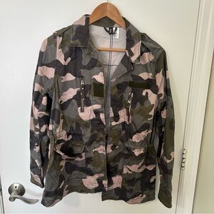 H&M Women's Camouflage Utility Jacket with Pockets- Green, Black, Pink Size 8